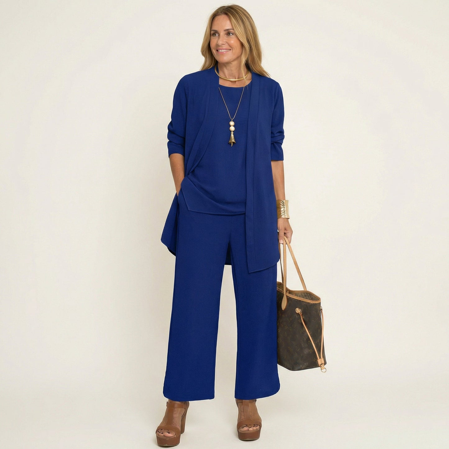 Vivienne: Sleek Minimalist 3-Piece Set